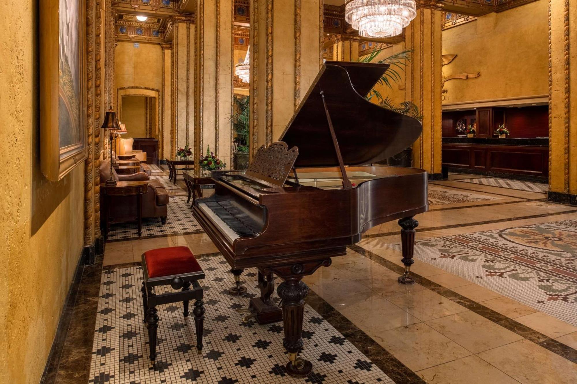 เดอะ รูสเวลท์ นิว ออร์ลีน อะ วอลดอร์ฟ แอสโตเรีย Hotel นิวออร์ลีนส์ ภายนอก รูปภาพ
